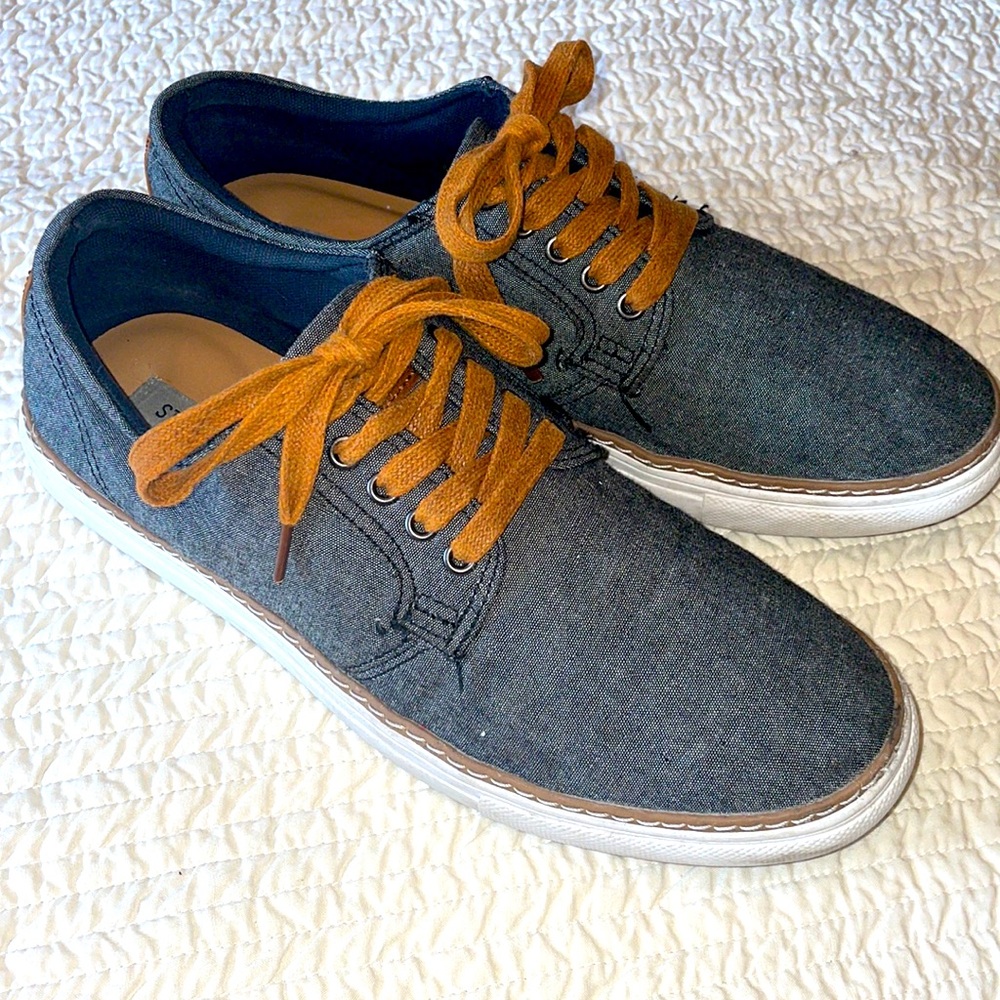 Steve Madden Gray Canvas Sneakers with Tan Laces